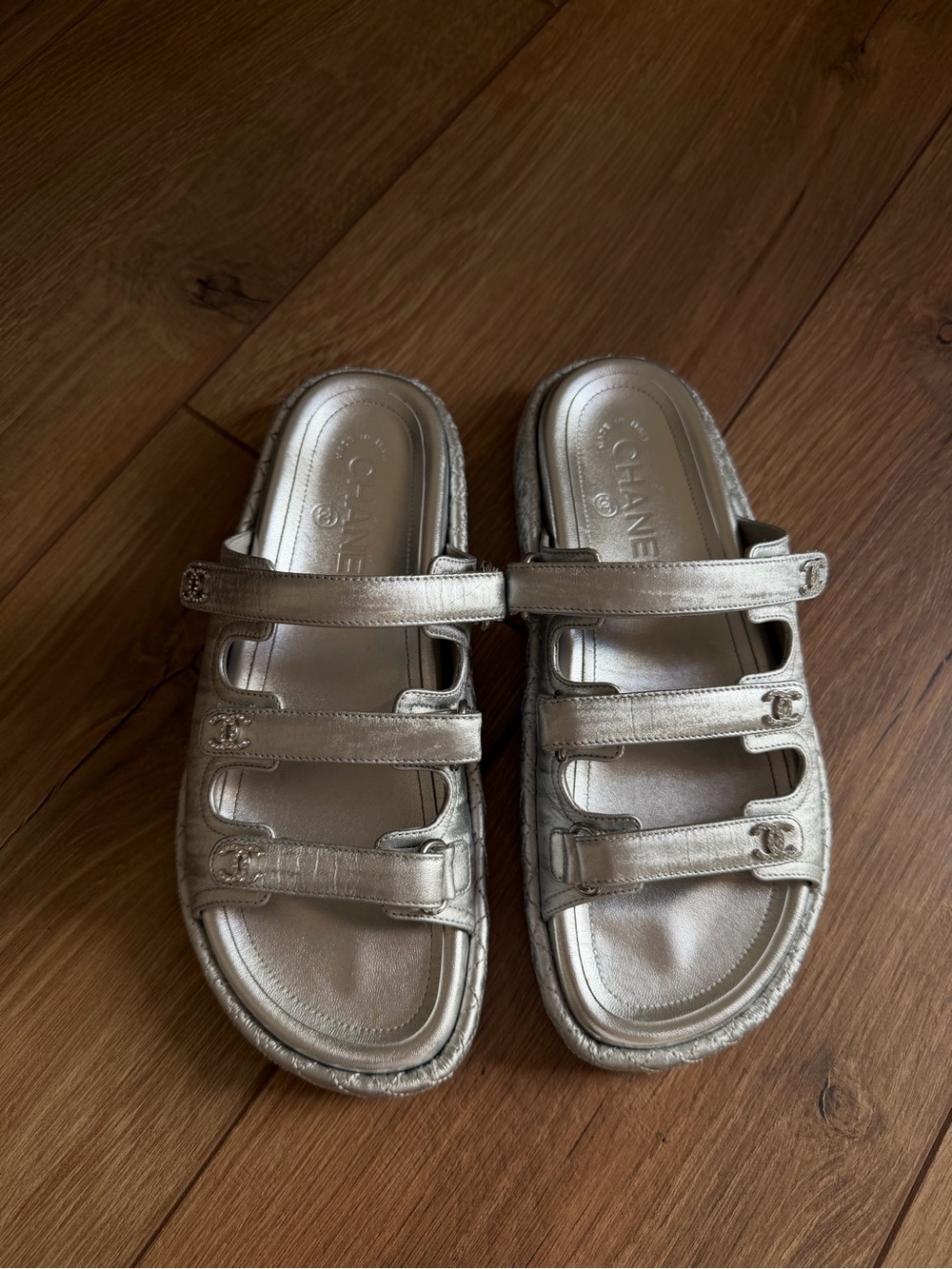 CHANEL Kids Silver Triple-Strap Slide Sandals with CC Accents